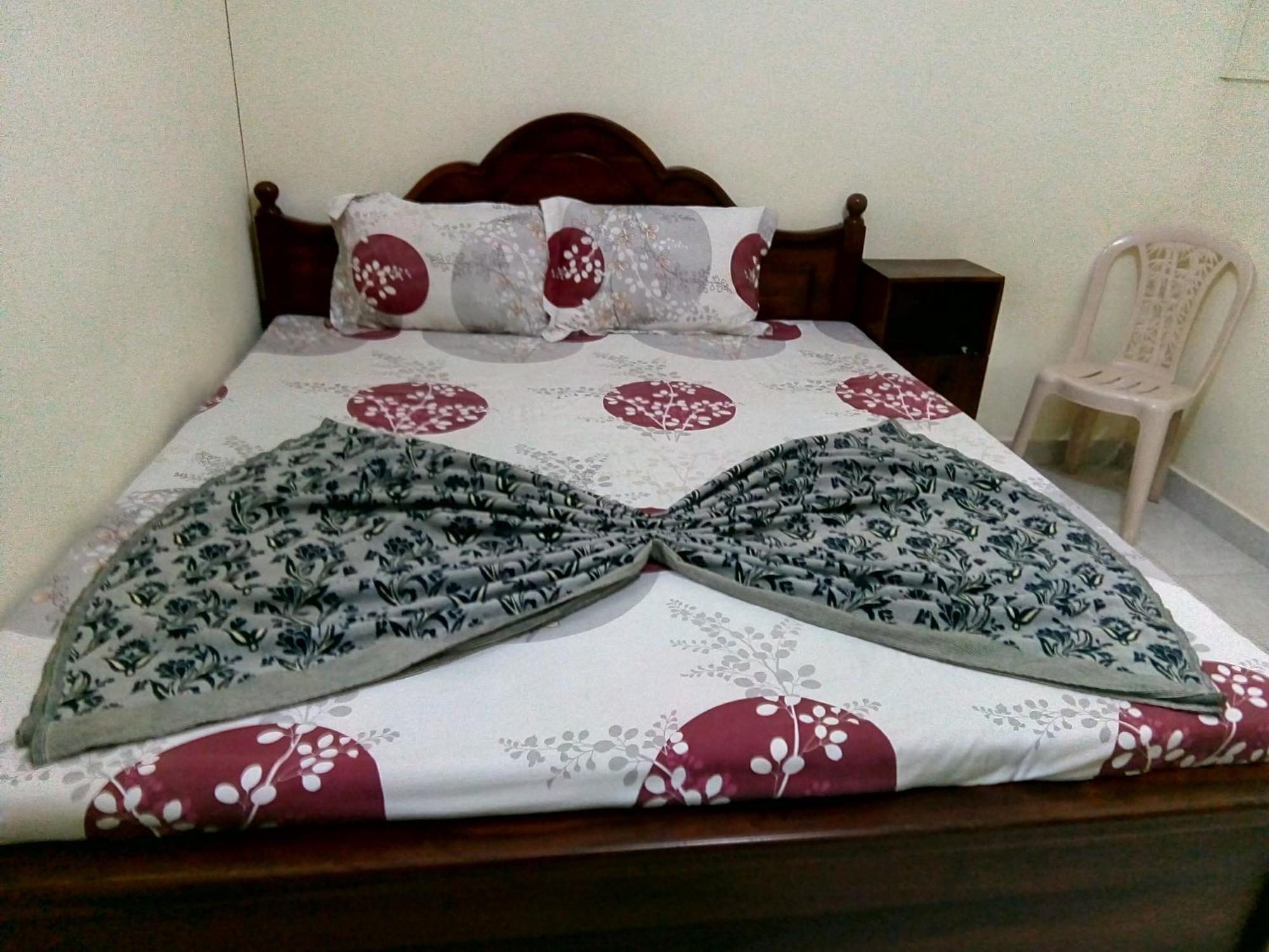 Sri Krishna Bhavan Hotel Hatton Δωμάτιο φωτογραφία