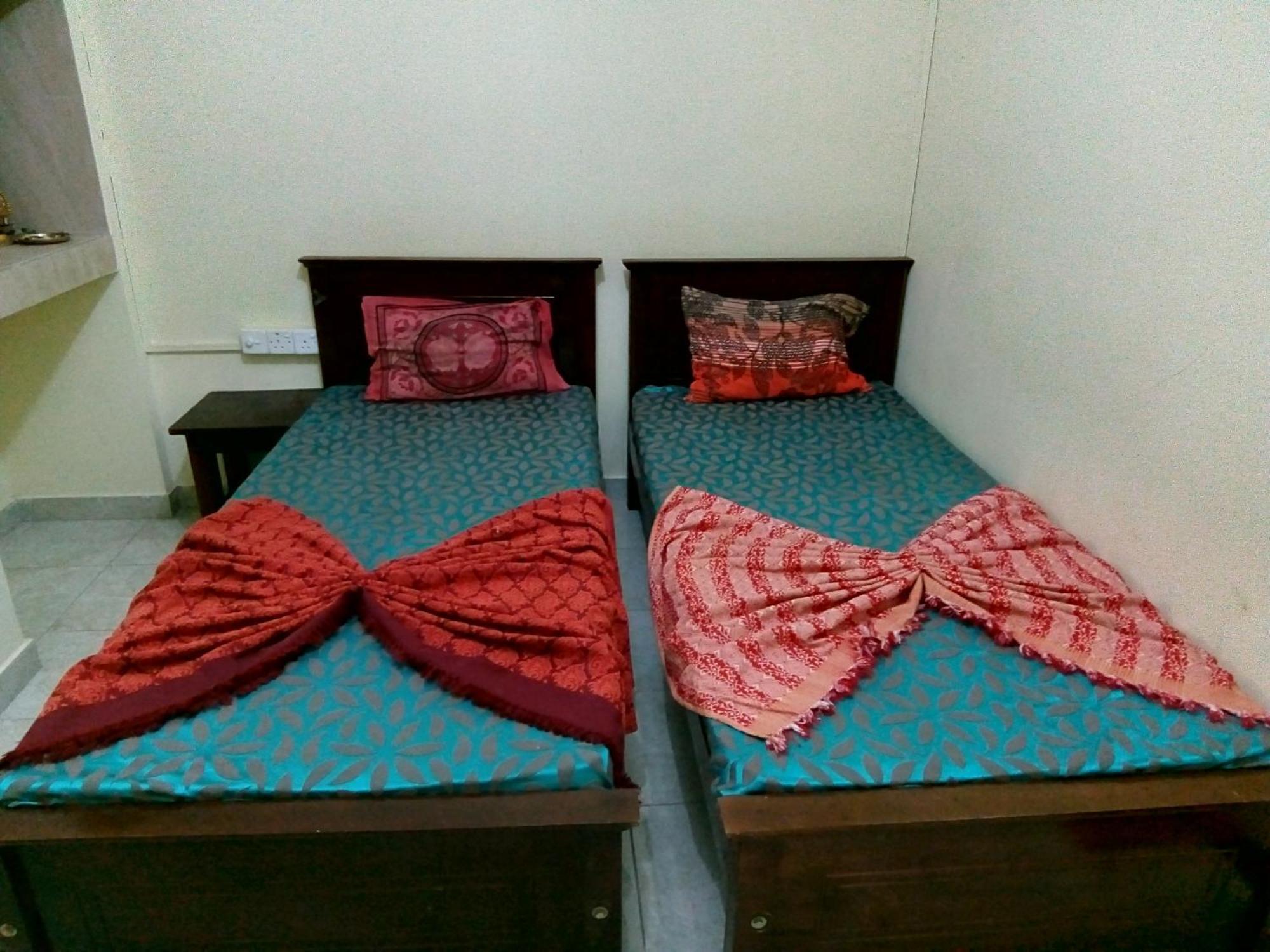 Sri Krishna Bhavan Hotel Hatton Δωμάτιο φωτογραφία