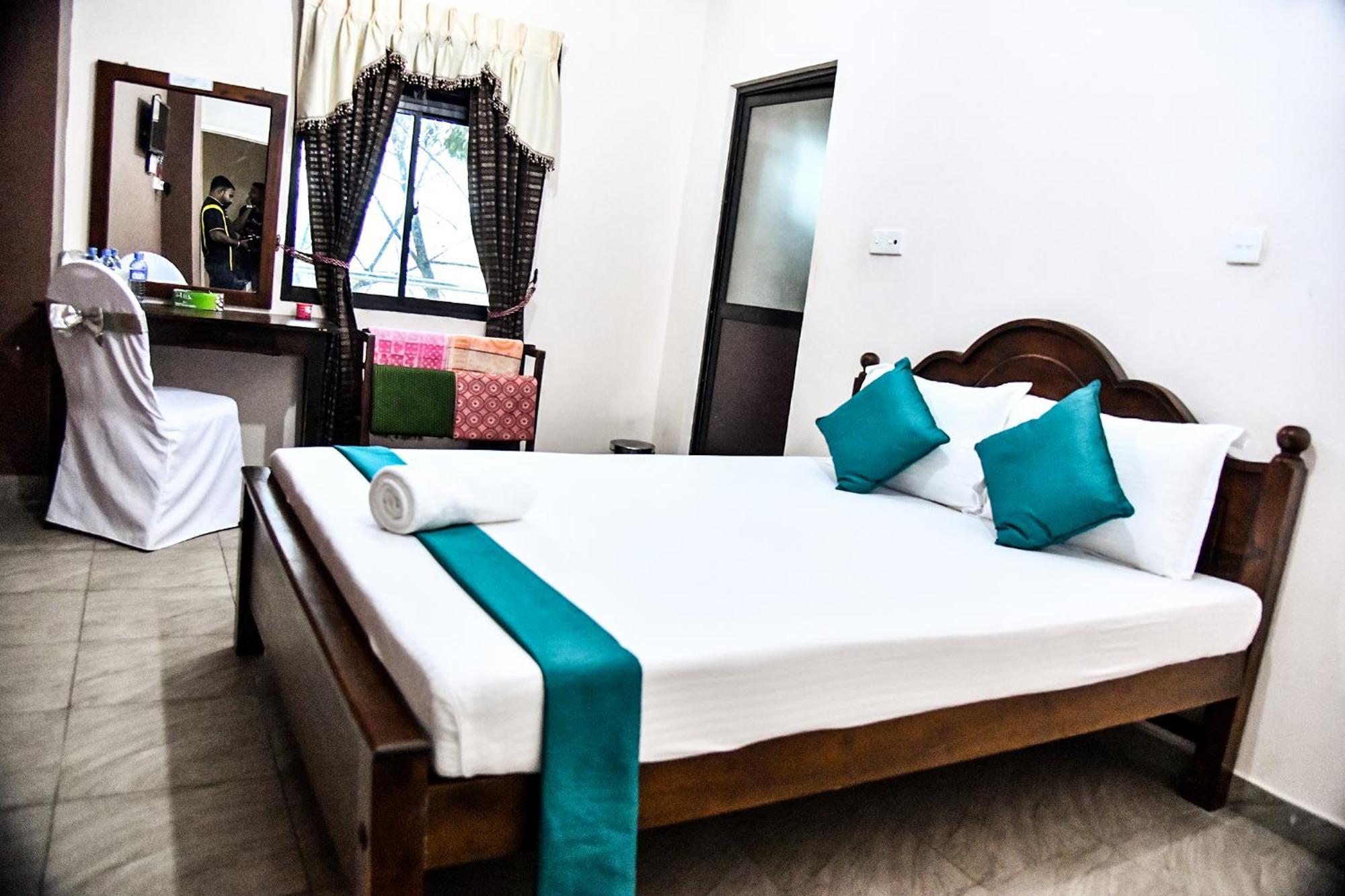 Sri Krishna Bhavan Hotel Hatton Εξωτερικό φωτογραφία