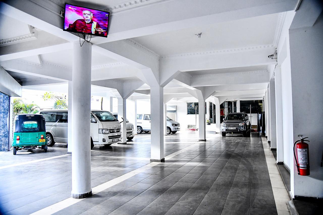 Sri Krishna Bhavan Hotel Hatton Εξωτερικό φωτογραφία