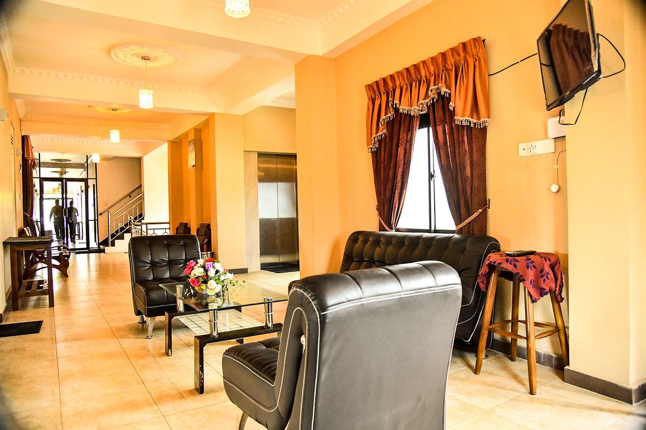 Sri Krishna Bhavan Hotel Hatton Εξωτερικό φωτογραφία